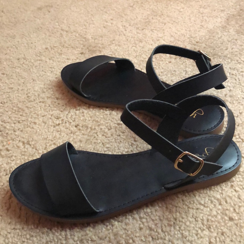 NWOT Ankle strap sandals